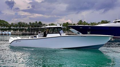 42' Yellowfin 2022