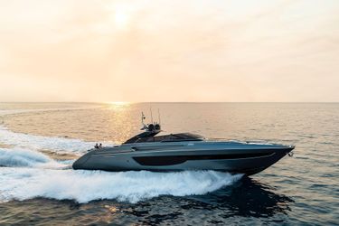 74' Riva 2022