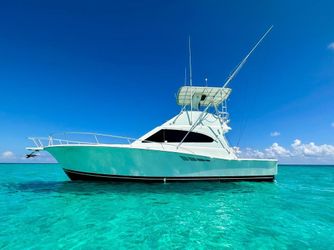 40' Luhrs 2000