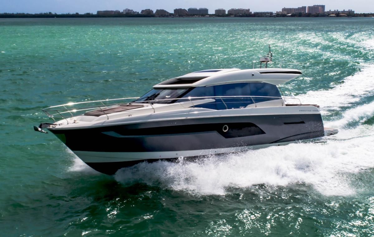 2020 Prestige 520 S Motor Yacht for sale - YachtWorld
