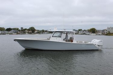 35' Sportsman 2022