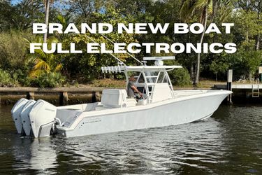 36' Invincible 2024