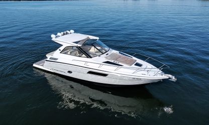 35' Regal 2019