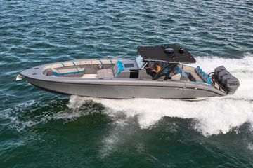 43' Midnight Express 2017