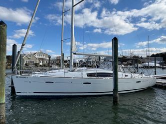40' Beneteau 2012
