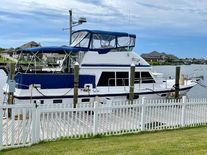 Prairie Boat Works Aft Cabin Flybridge