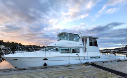 50' Carver 1997 Yacht For Sale