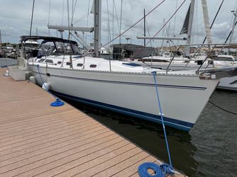 47' Catalina 2000