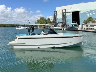 29' De Antonio Yachts 2025