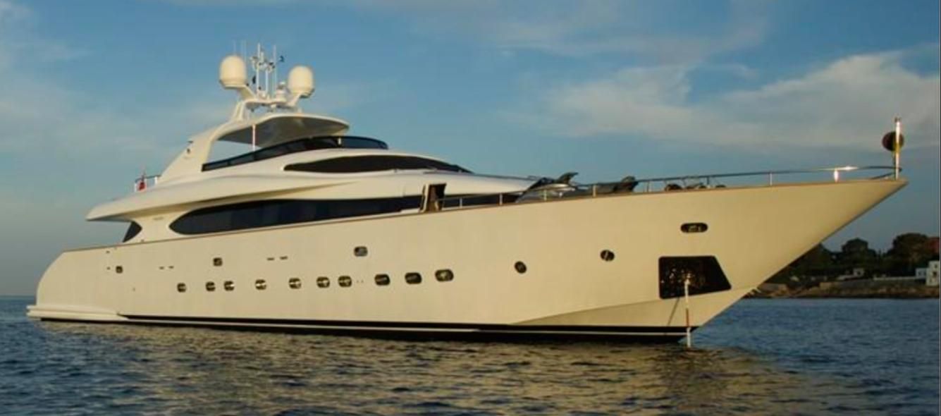 32 meter yacht for sale
