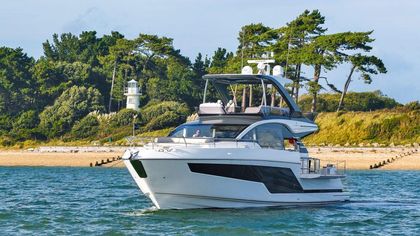 59' Fairline 2025