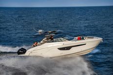 Cruisers Yachts 34 GLS Outboard