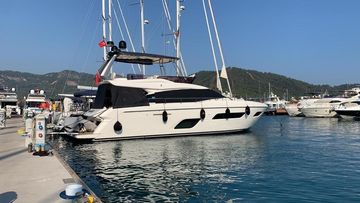 56' Ferretti Yachts 2017