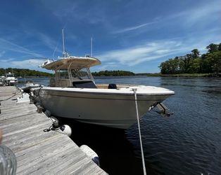 33' Grady-white 2018