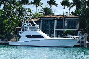 60' Hatteras 2005