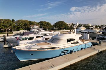 74' Mochi Craft 2006