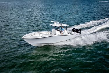 36' Yellowfin 2019