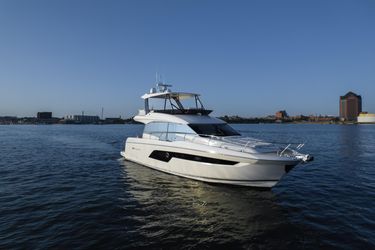 52' Prestige 2023
