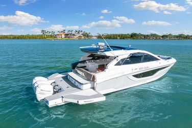 Cruisers Yachts 42 GLS Outboard