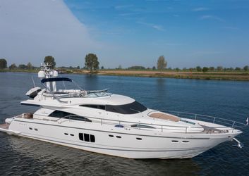80' Fairline 2010