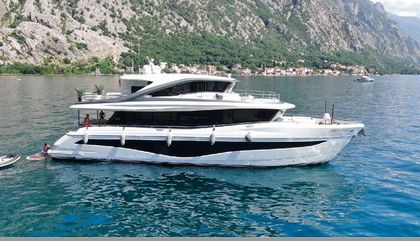 84' Princess 2022 Yacht For Sale