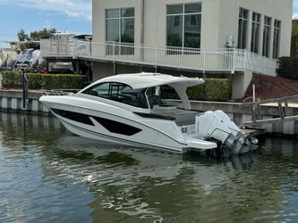 32' Beneteau 2024