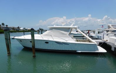 38' Tiara Yachts 2001