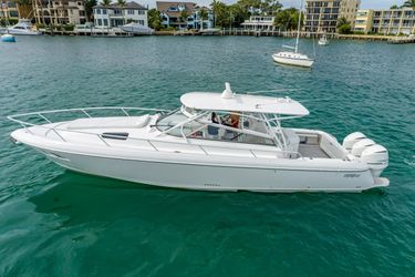 43' Intrepid 2016