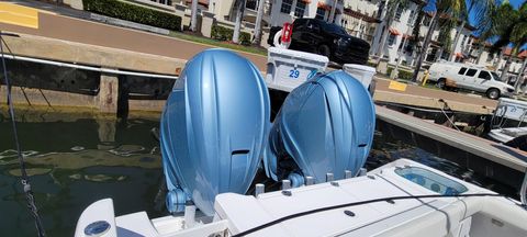 2024 Everglades 365 Center Console