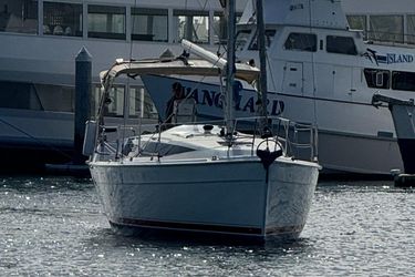 32' Marlow-hunter 2016