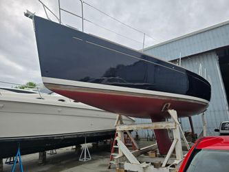 39' Beneteau 2000