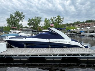 33' Cruisers Sport Series 2016 Yacht For Sale