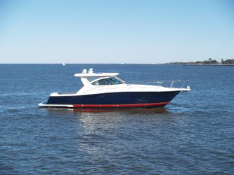 38' Tiara Yachts 2004