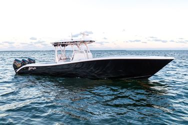 34' Yellowfin 2023