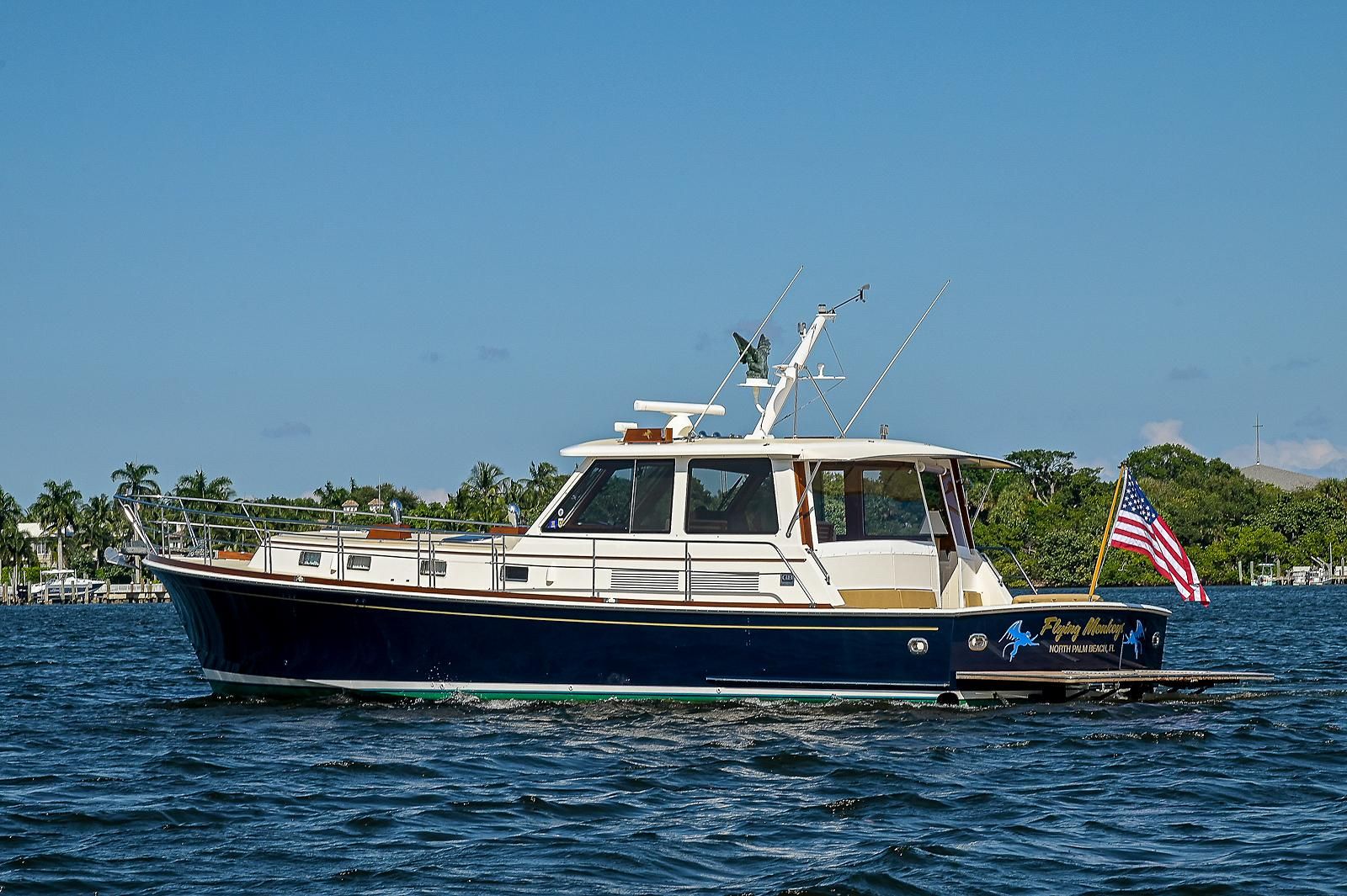 2006 Grand Banks 49 Eastbay HX Express Cruiser for sale
