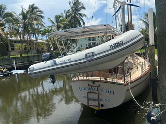 38' Island Packet 1990