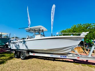 28' Reef Runner 2026