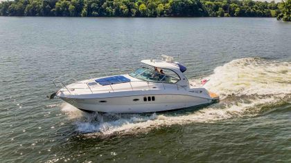 39' Sea Ray 2010