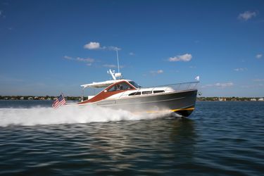 38' Huckins 2020