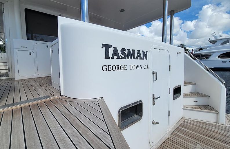 Tasman Yacht Photos Pics 