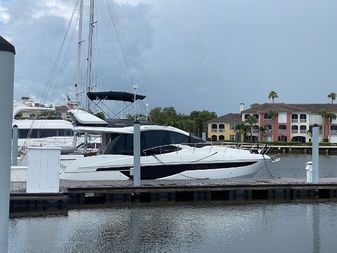 Galeon 470 Skydeck