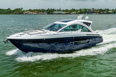 54' Cruisers Yachts 2018
