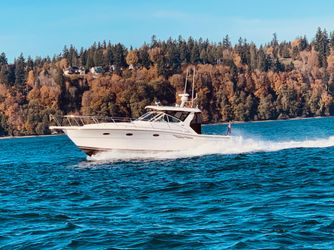 35' Tiara Yachts 2003