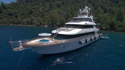 140' Westport 2004
