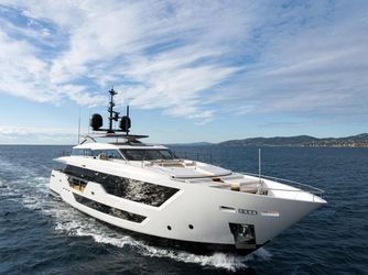 108' Custom Line 2020