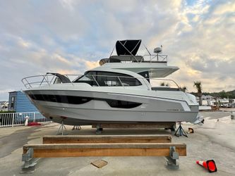 36' Beneteau 2025