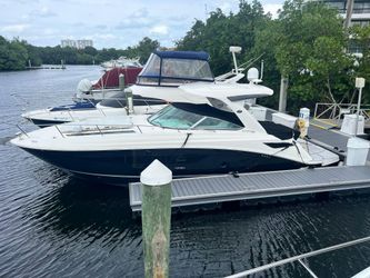 35' Sea Ray 2016