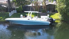 Boston Whaler 270 Dauntless