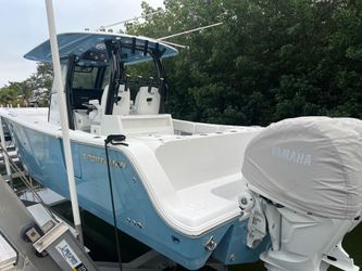 30' Sportsman 2023