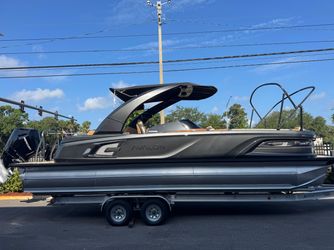 27' Avalon 2025